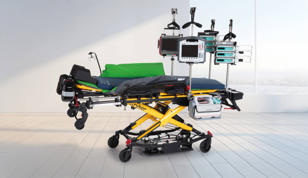 Intensiv-Transport-Einheit ITE 1 auf Basis der PowerPRO 2 in einem leeren Raum