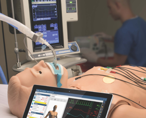 Gaumard HAL S3201 - Simulationspuppe wird mit Software Mockup intubiert