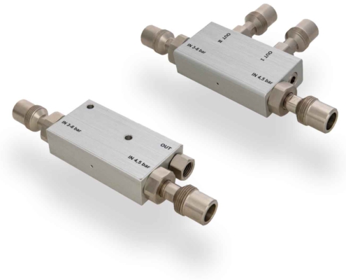 zwei Swiss Optio Flow Switch Druckregler von Gloor Medical