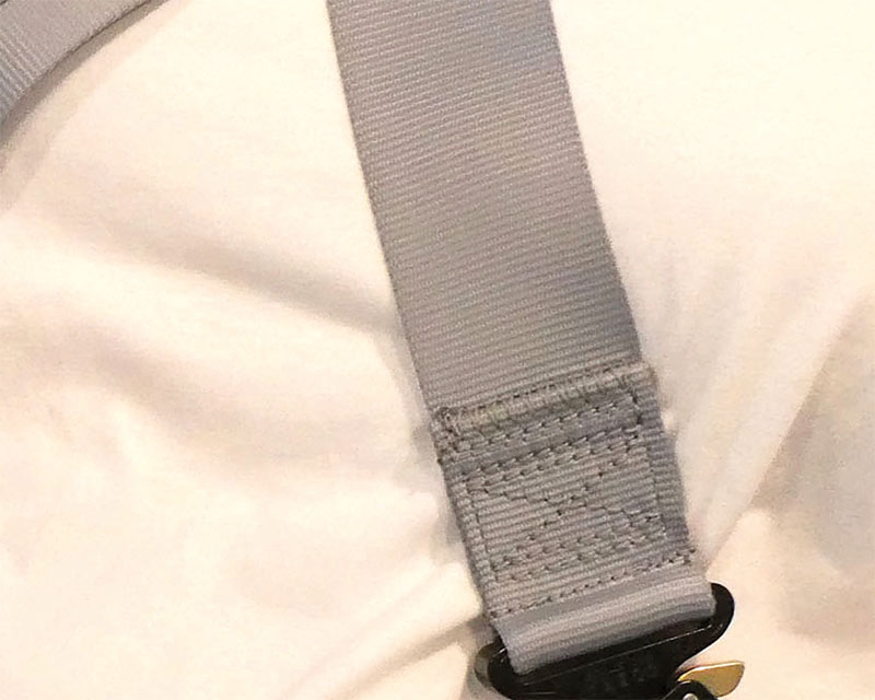 Nahaufnahme der hygienischen Gurtbänder des EMS-Click-Systems