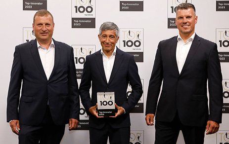 Mefina Medical Geschäftsführer bei der Preisverleihung von Top 100 Innovator