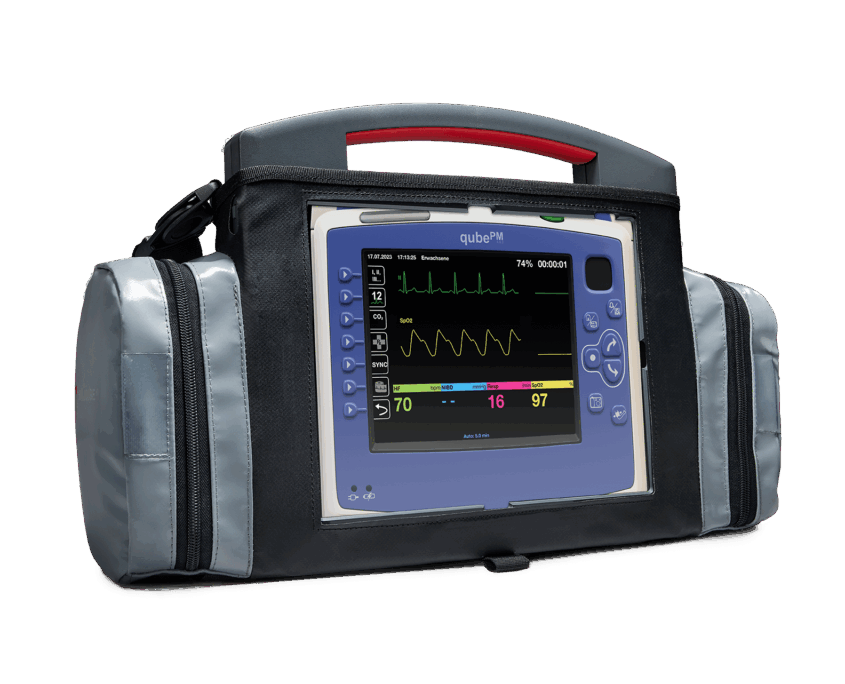 qubePM_L_Tasche_23_small EKG-Simulator in Tragetasche
